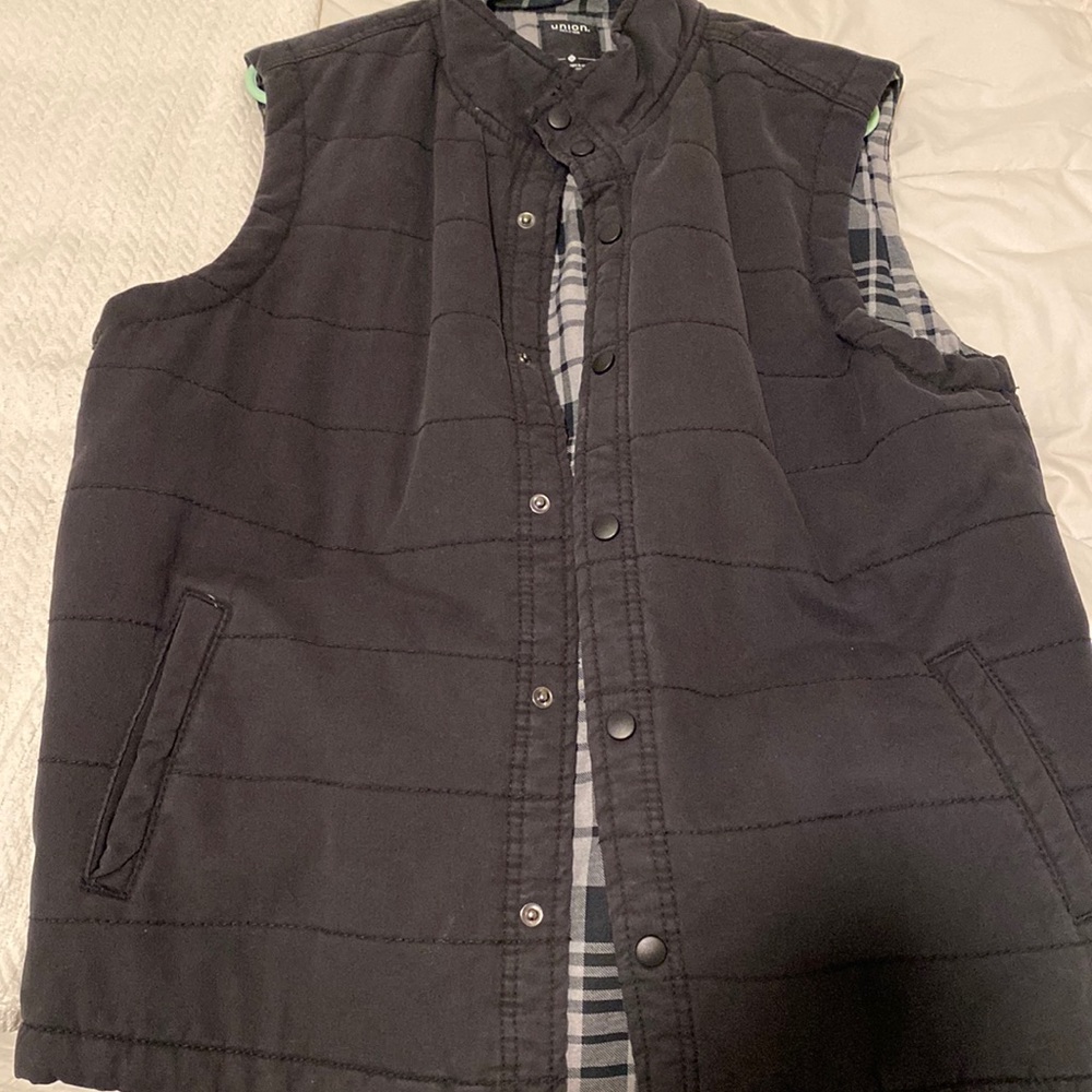 Mens Vest